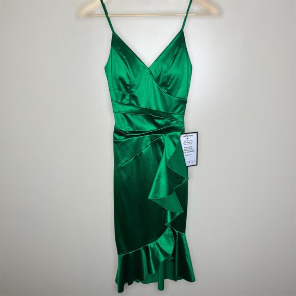 Emerald Sundae Cocktail Dress XXS Green Surplice Ruffle Flounce Going Out Chic - Picture 2 of 10